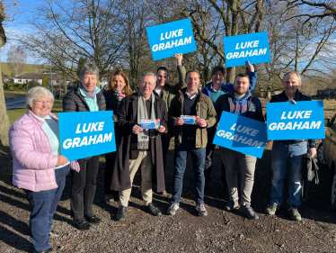 Luke and volunteers out in Perthshire 